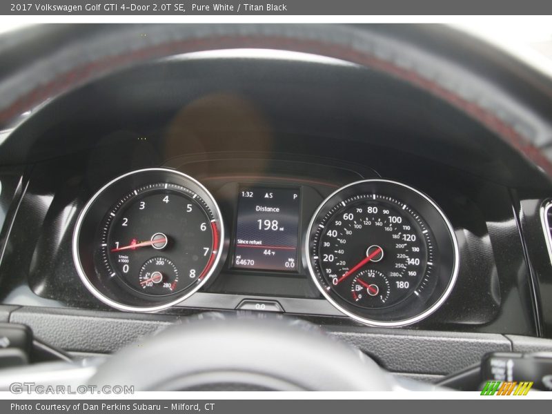 Pure White / Titan Black 2017 Volkswagen Golf GTI 4-Door 2.0T SE