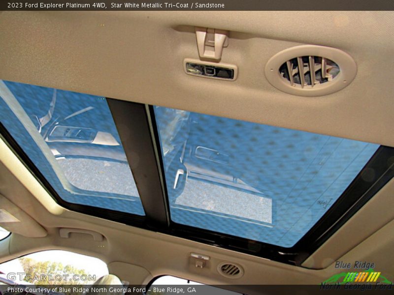 Star White Metallic Tri-Coat / Sandstone 2023 Ford Explorer Platinum 4WD