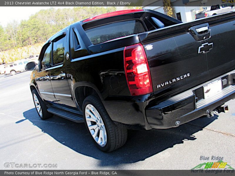 Black / Ebony 2013 Chevrolet Avalanche LTZ 4x4 Black Diamond Edition