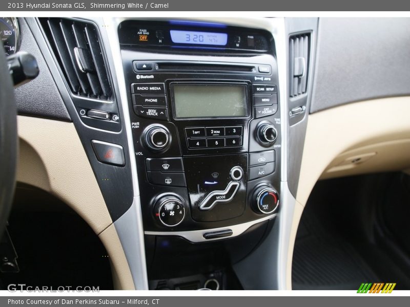 Shimmering White / Camel 2013 Hyundai Sonata GLS