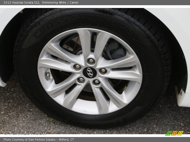Shimmering White / Camel 2013 Hyundai Sonata GLS