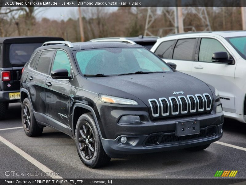 Front 3/4 View of 2018 Cherokee Latitude Plus 4x4