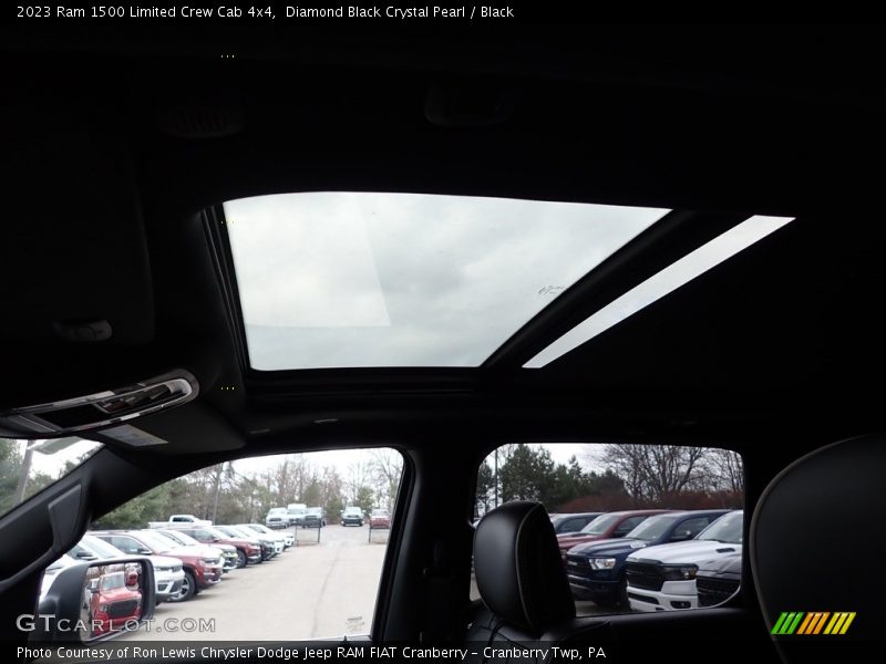 Diamond Black Crystal Pearl / Black 2023 Ram 1500 Limited Crew Cab 4x4