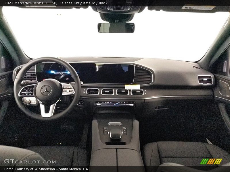 Dashboard of 2023 GLE 350