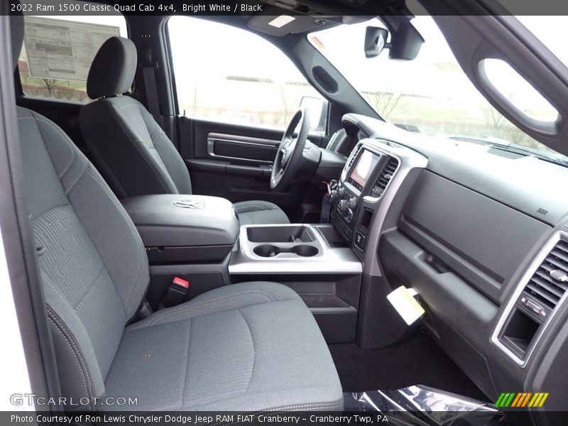 Bright White / Black 2022 Ram 1500 Classic Quad Cab 4x4