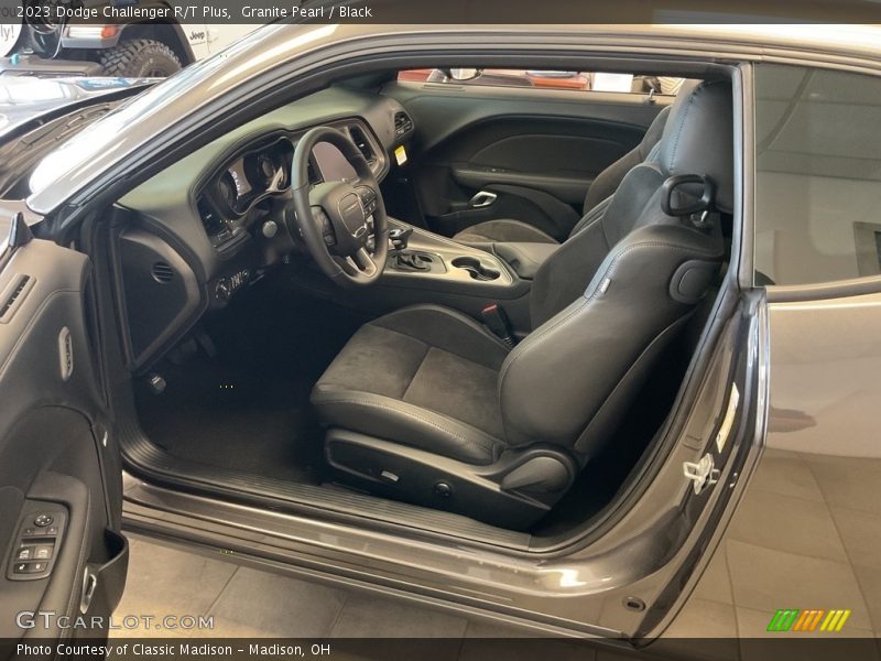 Granite Pearl / Black 2023 Dodge Challenger R/T Plus