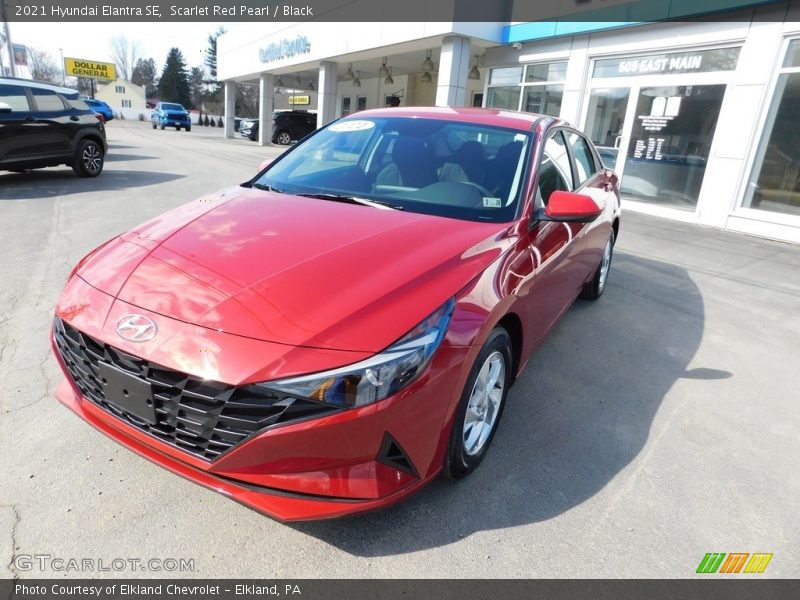 Scarlet Red Pearl / Black 2021 Hyundai Elantra SE