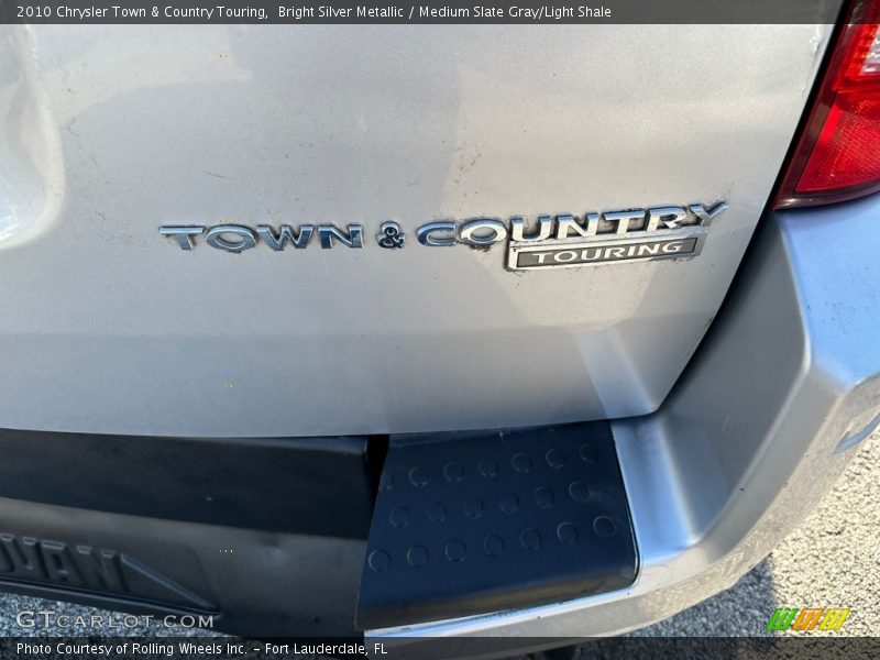 Bright Silver Metallic / Medium Slate Gray/Light Shale 2010 Chrysler Town & Country Touring
