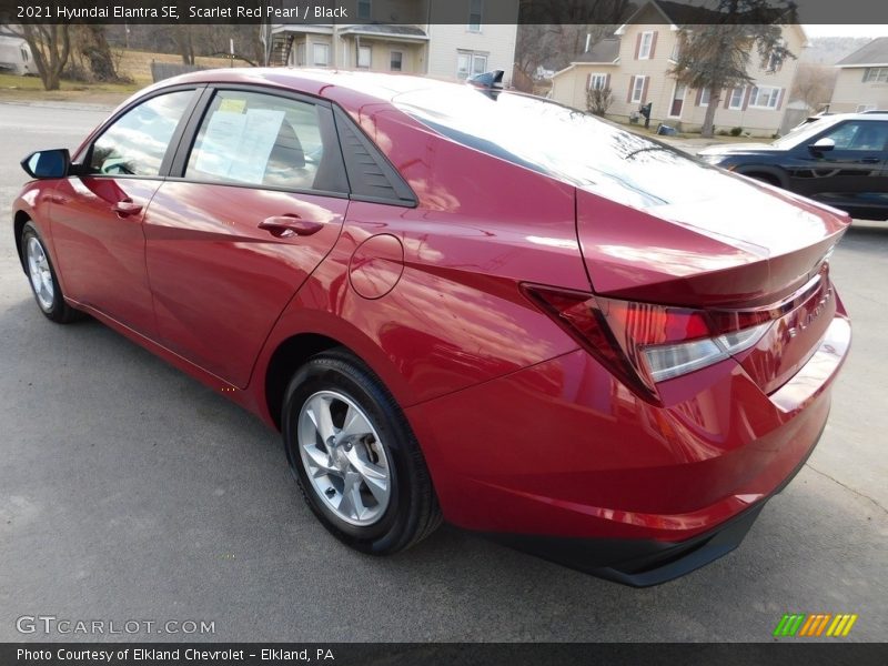 Scarlet Red Pearl / Black 2021 Hyundai Elantra SE