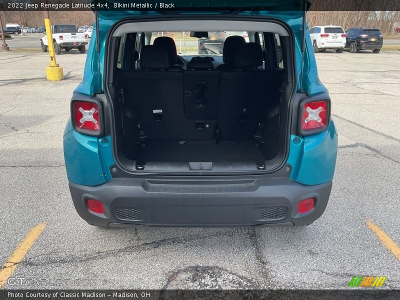 Bikini Metallic / Black 2022 Jeep Renegade Latitude 4x4