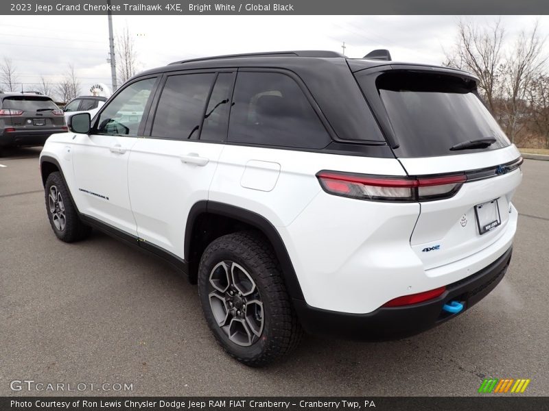 Bright White / Global Black 2023 Jeep Grand Cherokee Trailhawk 4XE