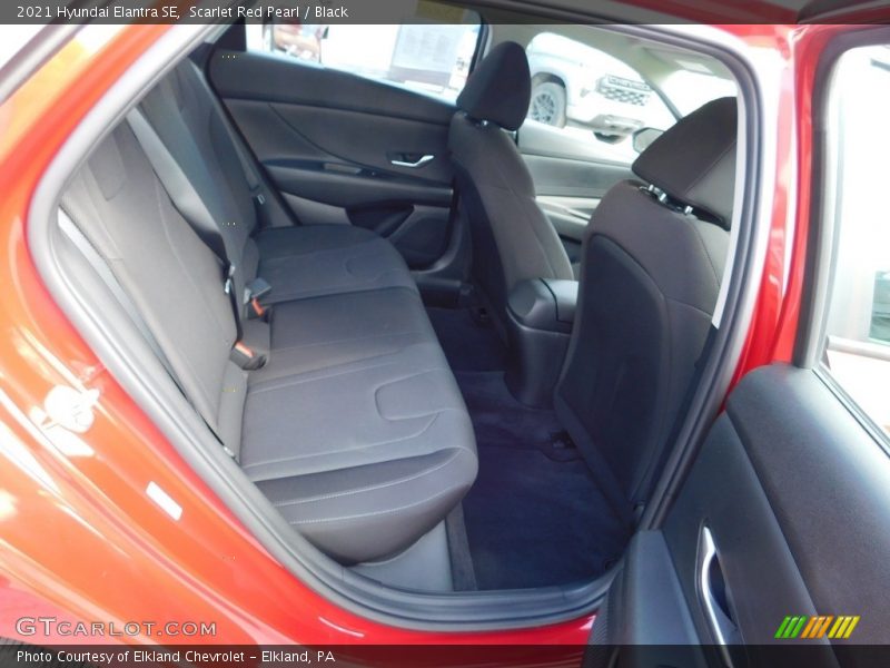 Scarlet Red Pearl / Black 2021 Hyundai Elantra SE