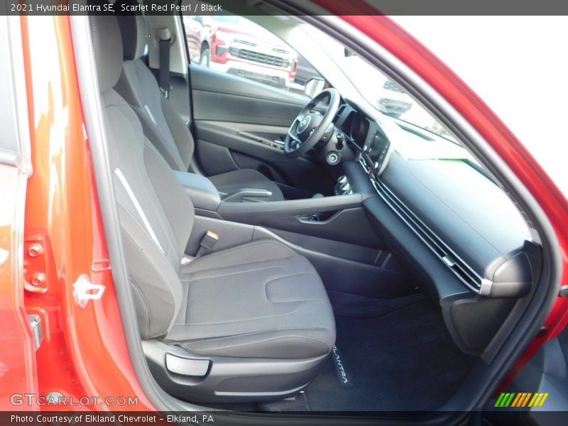 Scarlet Red Pearl / Black 2021 Hyundai Elantra SE