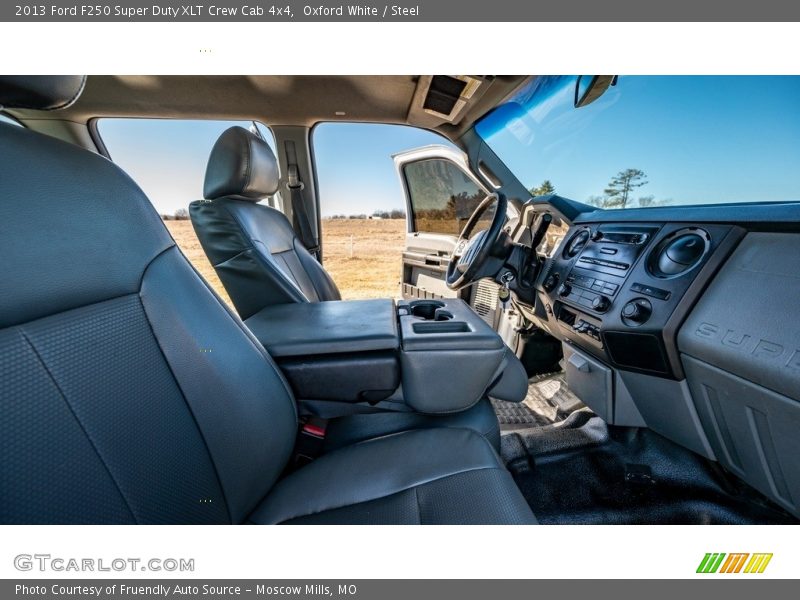 Oxford White / Steel 2013 Ford F250 Super Duty XLT Crew Cab 4x4