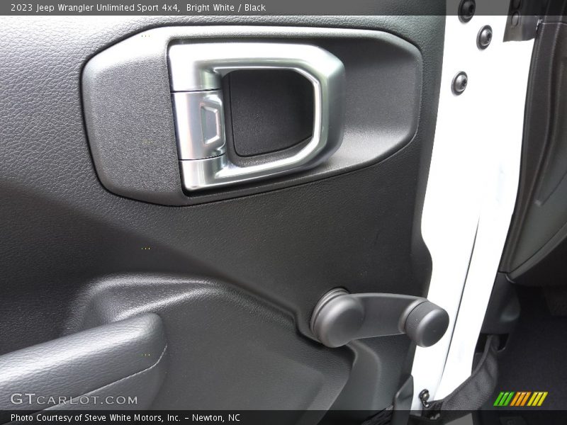 Bright White / Black 2023 Jeep Wrangler Unlimited Sport 4x4