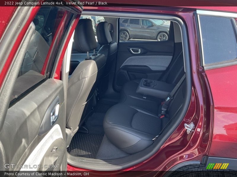 Velvet Red Pearl / Black 2022 Jeep Compass Latitude 4x4