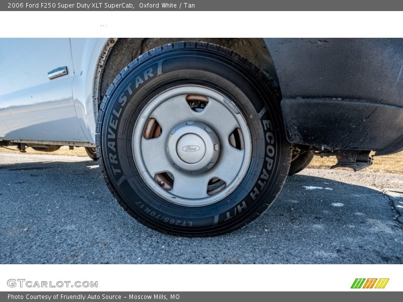 Oxford White / Tan 2006 Ford F250 Super Duty XLT SuperCab