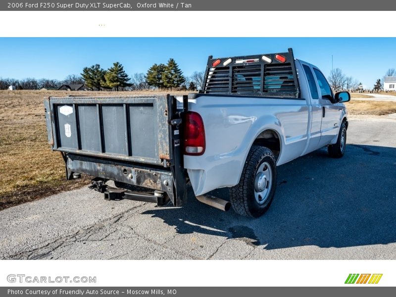 Oxford White / Tan 2006 Ford F250 Super Duty XLT SuperCab