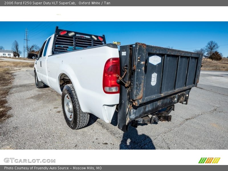 Oxford White / Tan 2006 Ford F250 Super Duty XLT SuperCab