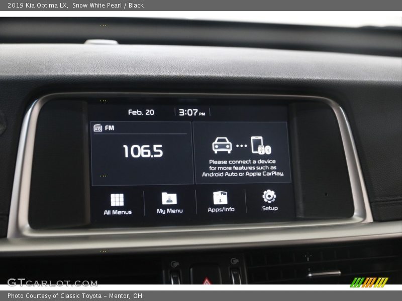 Snow White Pearl / Black 2019 Kia Optima LX