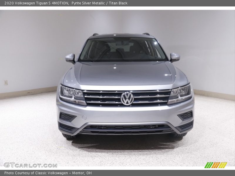Pyrite Silver Metallic / Titan Black 2020 Volkswagen Tiguan S 4MOTION