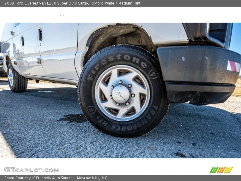 Oxford White / Medium Flint 2009 Ford E Series Van E250 Super Duty Cargo