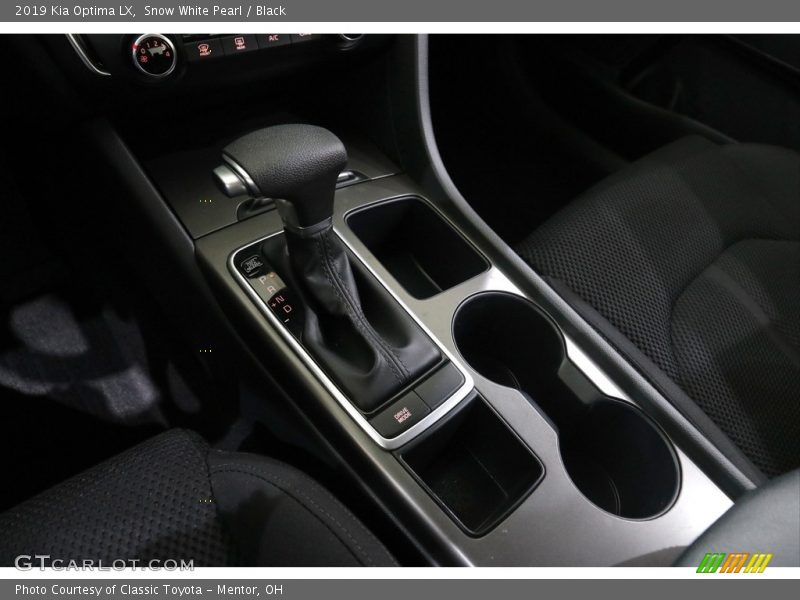 Snow White Pearl / Black 2019 Kia Optima LX