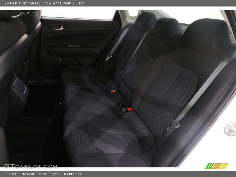 Snow White Pearl / Black 2019 Kia Optima LX