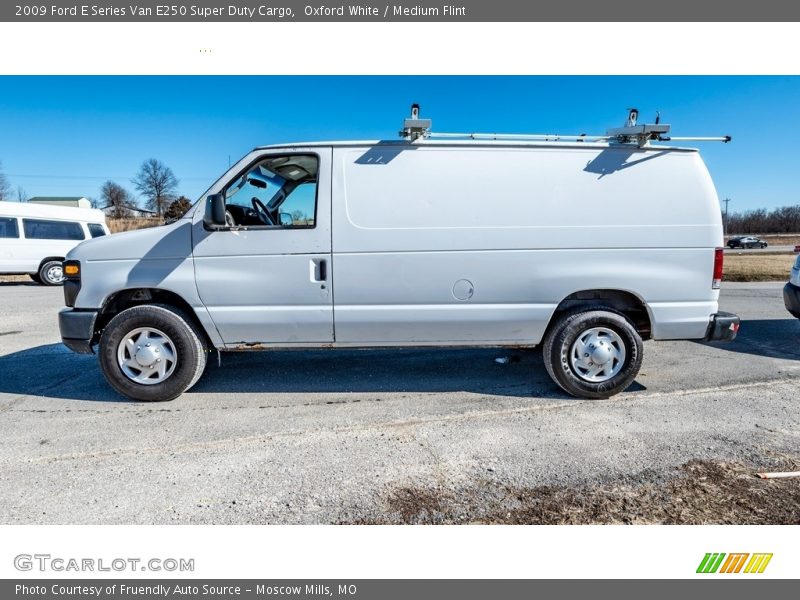 Oxford White / Medium Flint 2009 Ford E Series Van E250 Super Duty Cargo