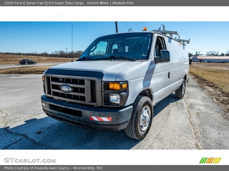 Oxford White / Medium Flint 2009 Ford E Series Van E250 Super Duty Cargo
