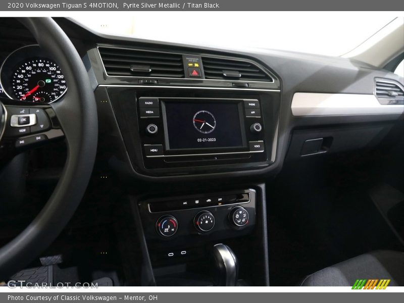 Pyrite Silver Metallic / Titan Black 2020 Volkswagen Tiguan S 4MOTION