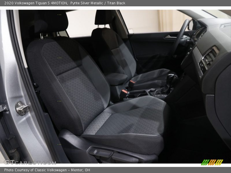 Pyrite Silver Metallic / Titan Black 2020 Volkswagen Tiguan S 4MOTION