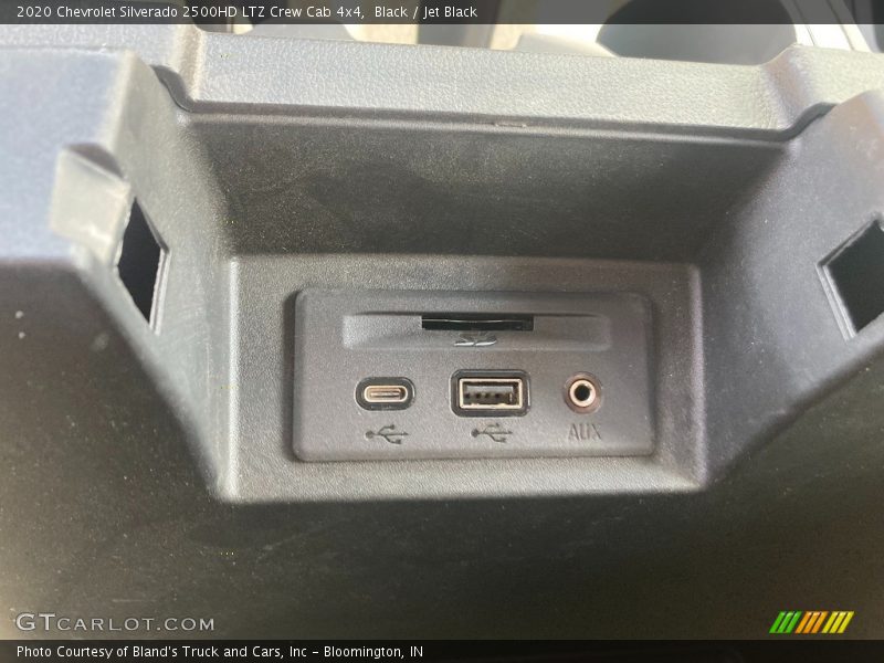 Black / Jet Black 2020 Chevrolet Silverado 2500HD LTZ Crew Cab 4x4