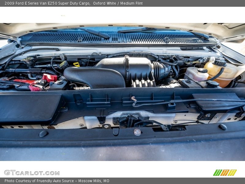 Oxford White / Medium Flint 2009 Ford E Series Van E250 Super Duty Cargo
