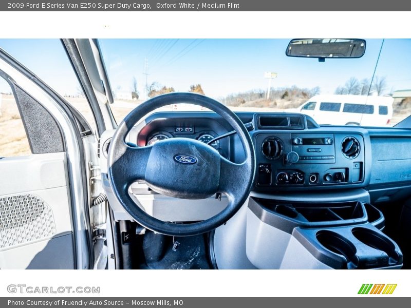 Oxford White / Medium Flint 2009 Ford E Series Van E250 Super Duty Cargo
