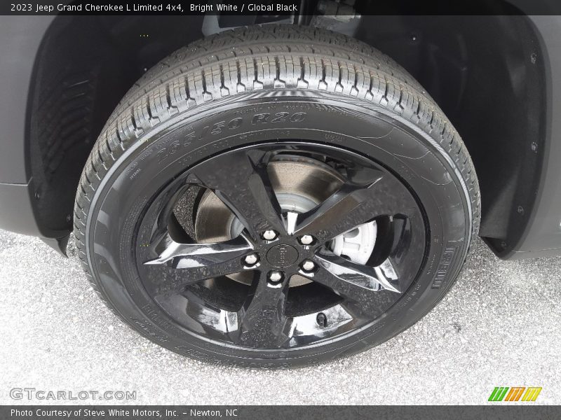 Bright White / Global Black 2023 Jeep Grand Cherokee L Limited 4x4