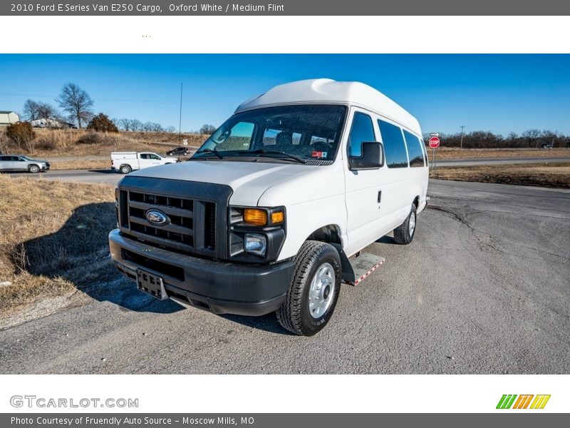 Oxford White / Medium Flint 2010 Ford E Series Van E250 Cargo