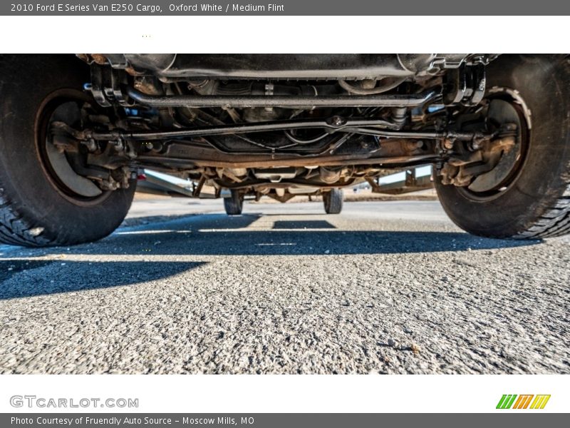 Oxford White / Medium Flint 2010 Ford E Series Van E250 Cargo