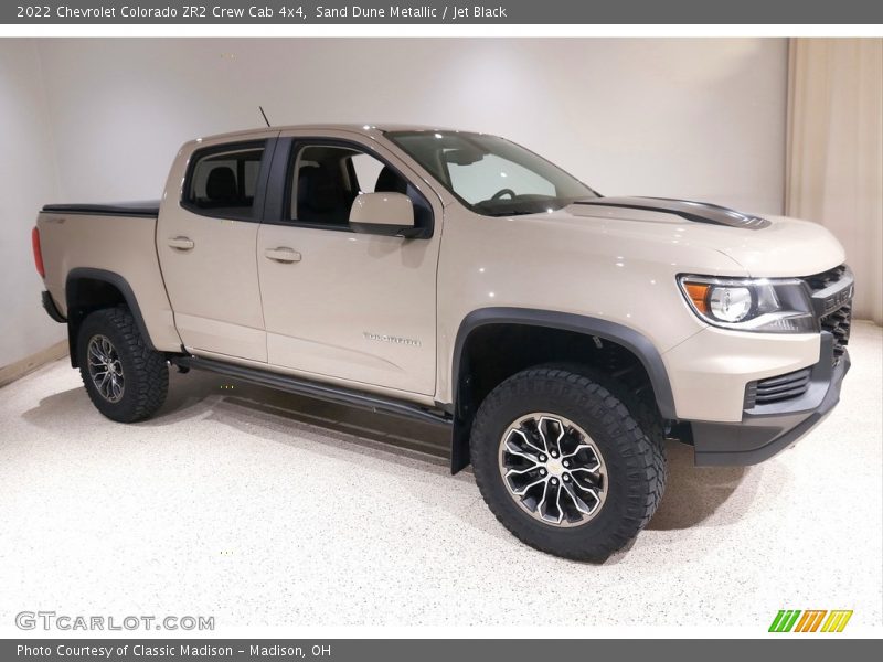 Front 3/4 View of 2022 Colorado ZR2 Crew Cab 4x4