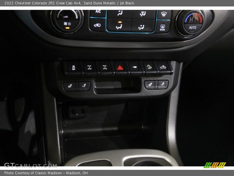 Sand Dune Metallic / Jet Black 2022 Chevrolet Colorado ZR2 Crew Cab 4x4
