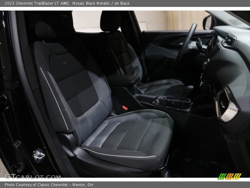 Mosaic Black Metallic / Jet Black 2023 Chevrolet TrailBlazer LT AWD