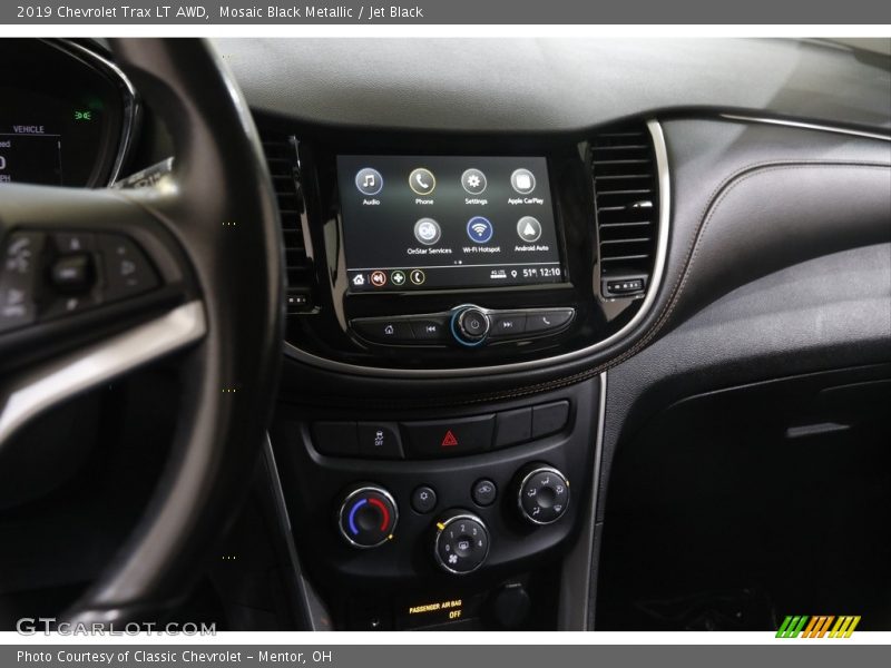 Mosaic Black Metallic / Jet Black 2019 Chevrolet Trax LT AWD