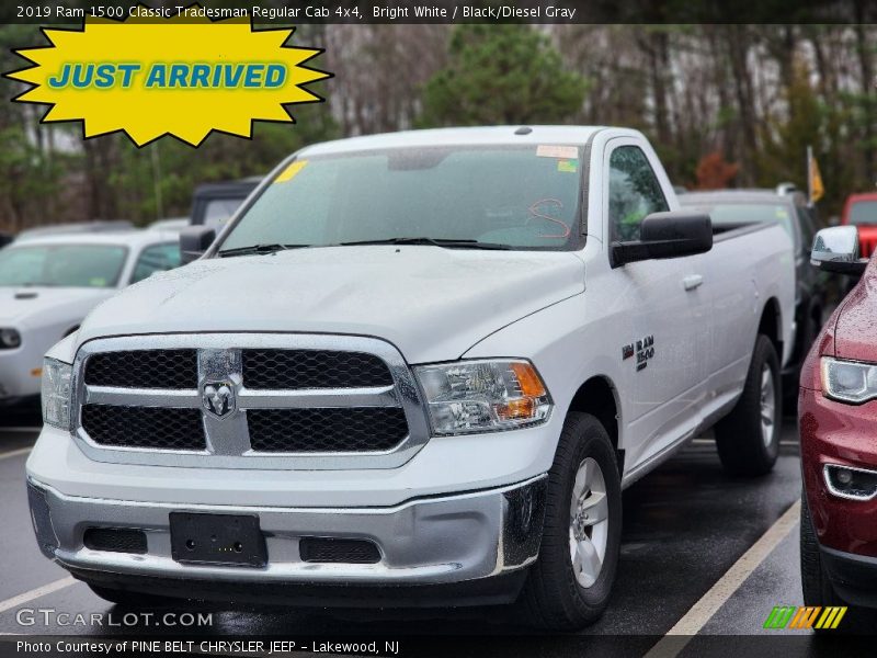 Bright White / Black/Diesel Gray 2019 Ram 1500 Classic Tradesman Regular Cab 4x4