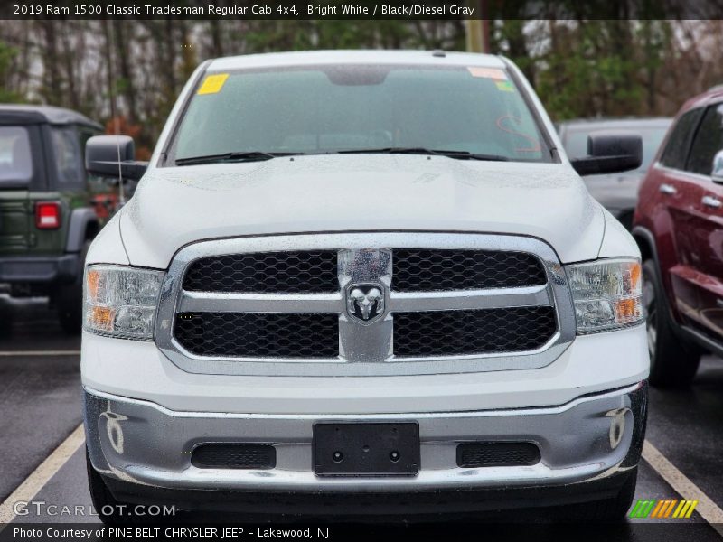 Bright White / Black/Diesel Gray 2019 Ram 1500 Classic Tradesman Regular Cab 4x4