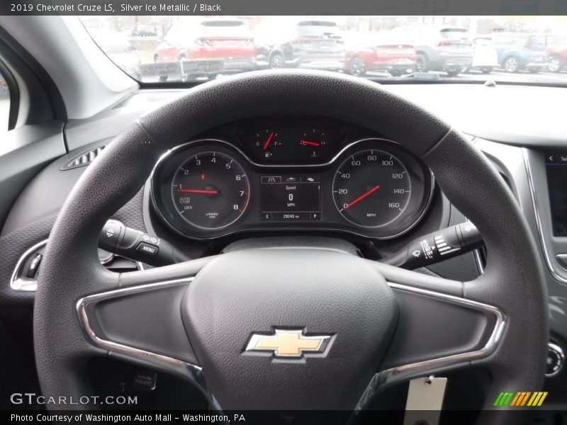 Silver Ice Metallic / Black 2019 Chevrolet Cruze LS