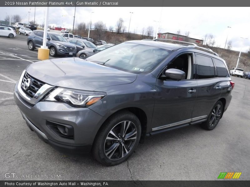 Gun Metallic / Charcoal 2019 Nissan Pathfinder Platinum 4x4