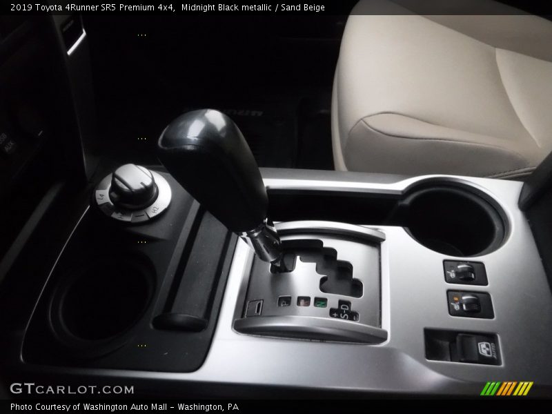 Midnight Black metallic / Sand Beige 2019 Toyota 4Runner SR5 Premium 4x4