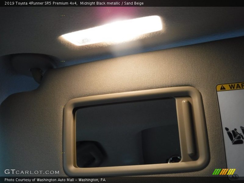 Midnight Black metallic / Sand Beige 2019 Toyota 4Runner SR5 Premium 4x4