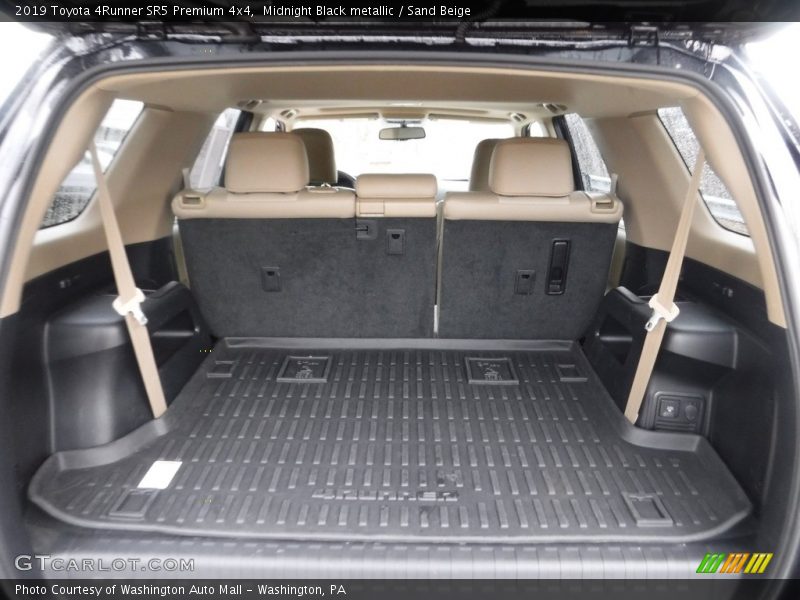Midnight Black metallic / Sand Beige 2019 Toyota 4Runner SR5 Premium 4x4