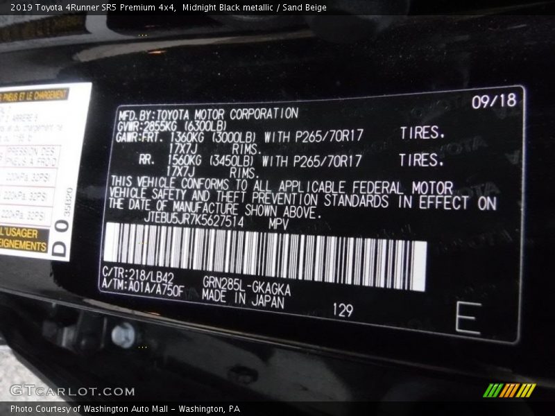 Midnight Black metallic / Sand Beige 2019 Toyota 4Runner SR5 Premium 4x4